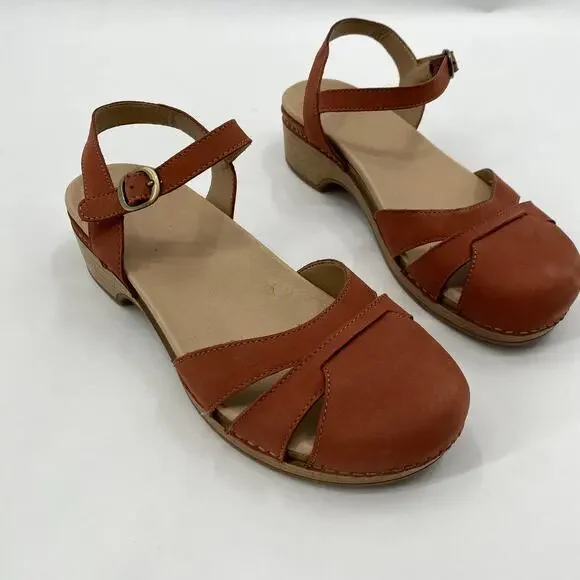 Dansko Betsey Clogs - Picture 2 of 8